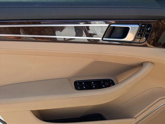 Used 2018 Porsche Panamera 4S AWD/4WD image 10