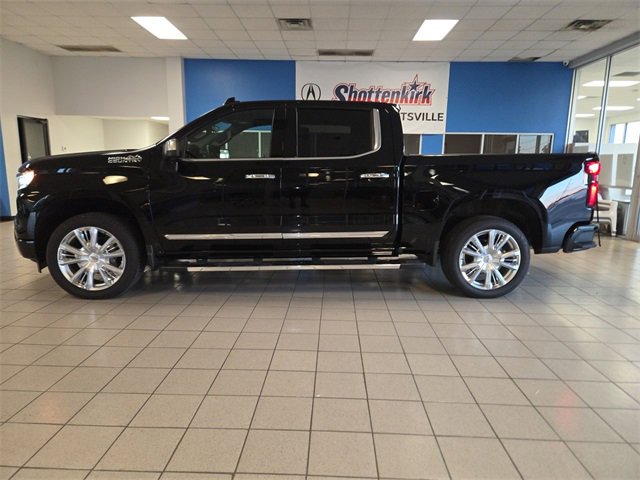 Used 2025 Chevrolet Silverado 1500 High Country w/ High Country Premium Package image 5