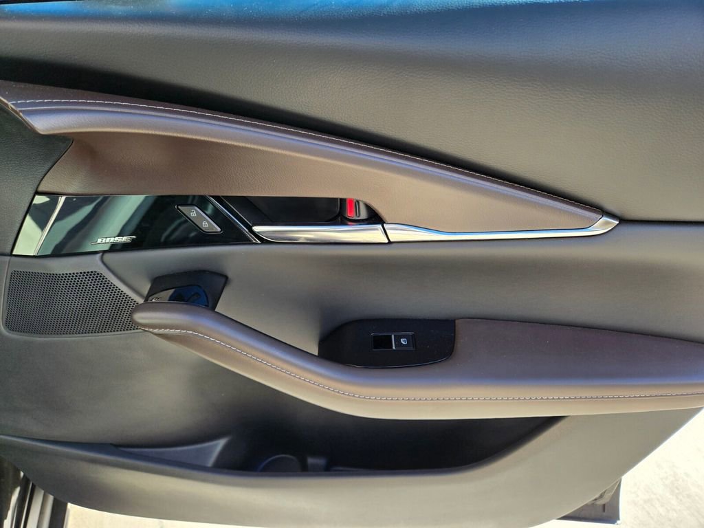 Used 2025 MAZDA CX-30 2.5 Turbo w/ Premium Package image 21