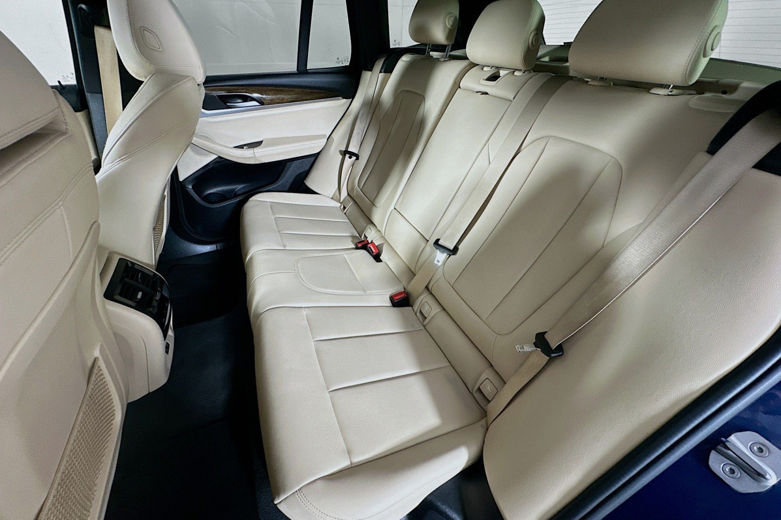 Used 2020 BMW X3 sDrive30i w/ Driving Assistance Package RWD image 9