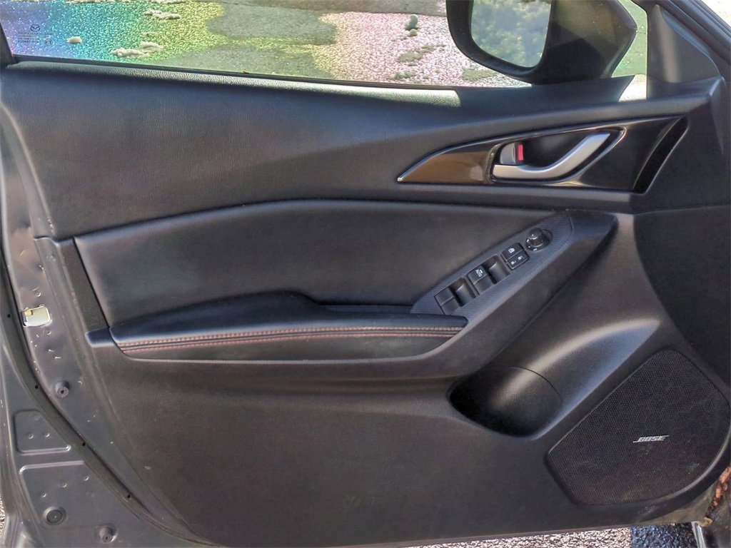 Used 2015 MAZDA MAZDA3 i Grand Touring image 11