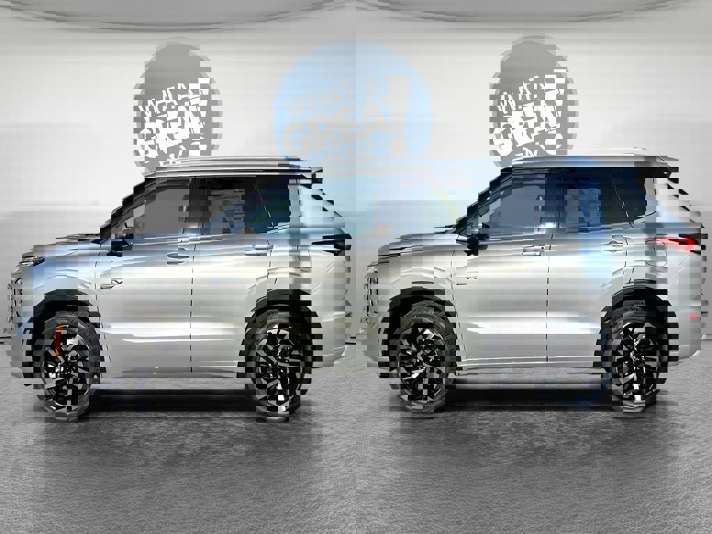 New 2025 Mitsubishi Outlander SEL image 4
