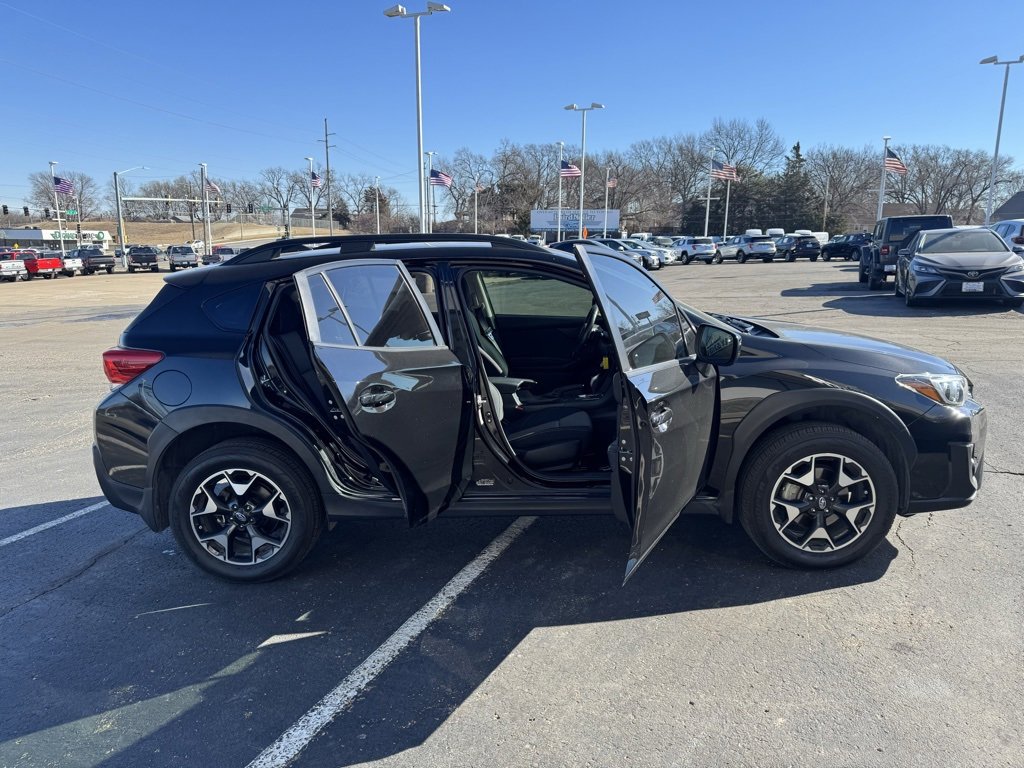 Used 2019 Subaru Crosstrek 2.0i Premium w/ Eyesight System image 8
