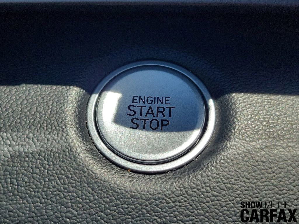 Used 2022 Hyundai Elantra SEL w/ Convenience + Premium Package FWD image 26