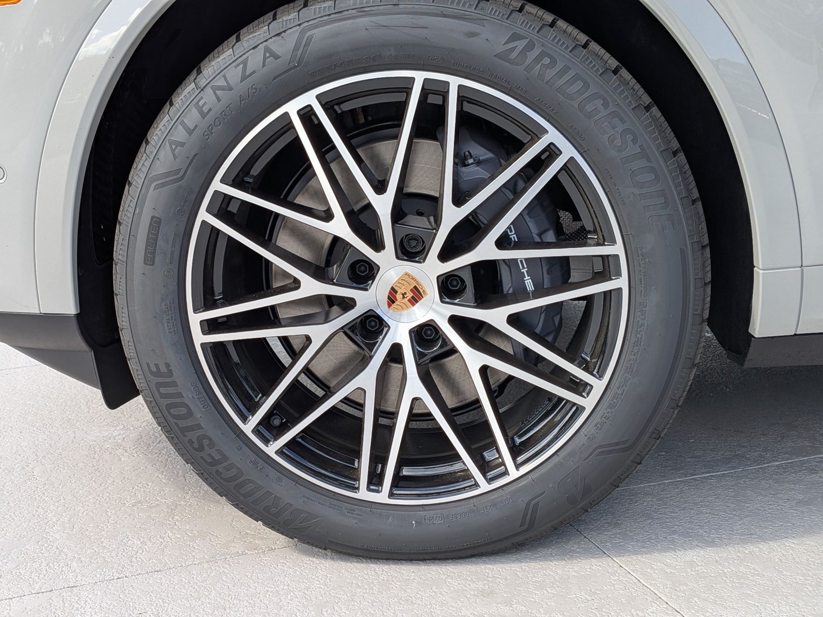 New 2026 Porsche Cayenne AWD/4WD image 27
