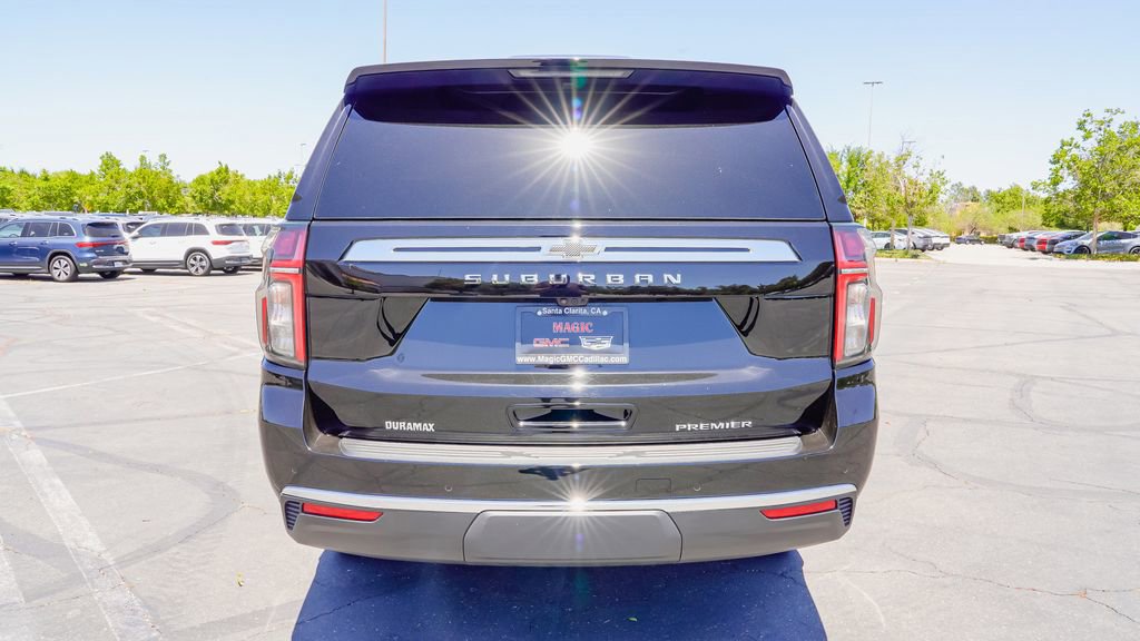 Used 2024 Chevrolet Suburban Premier AWD/4WD image 11