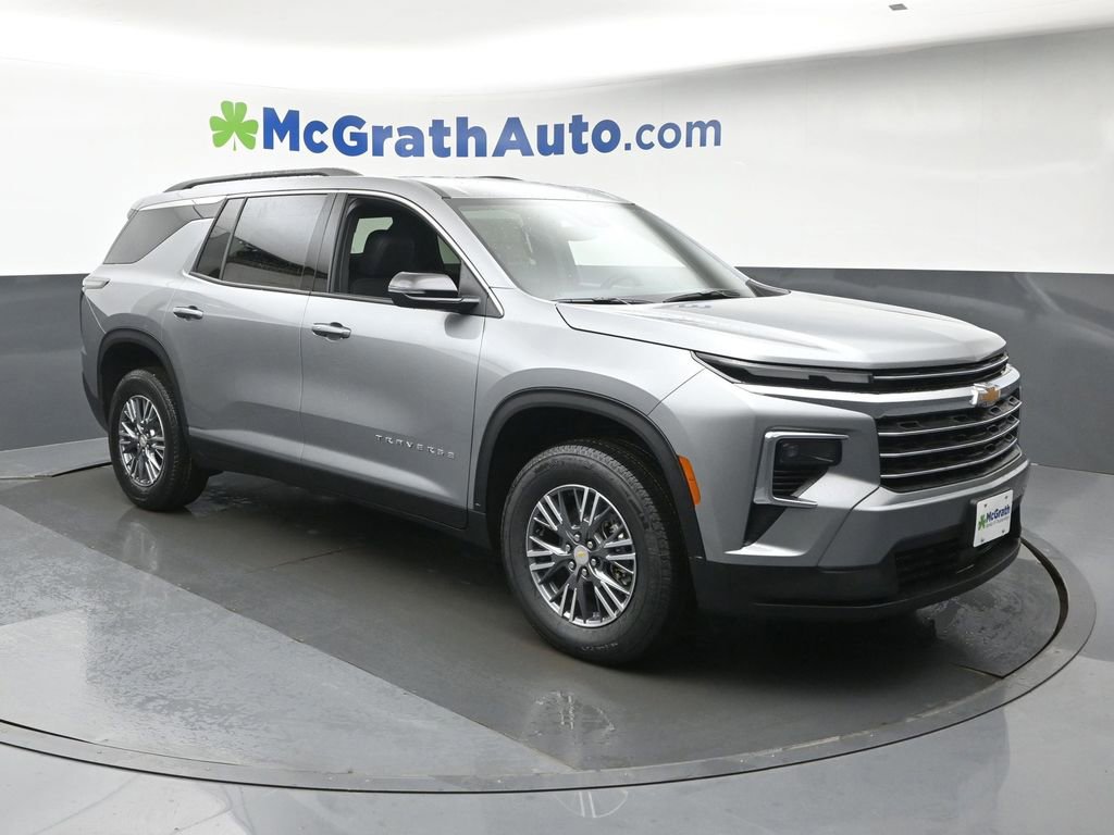 New 2026 Chevrolet Traverse LT image 2