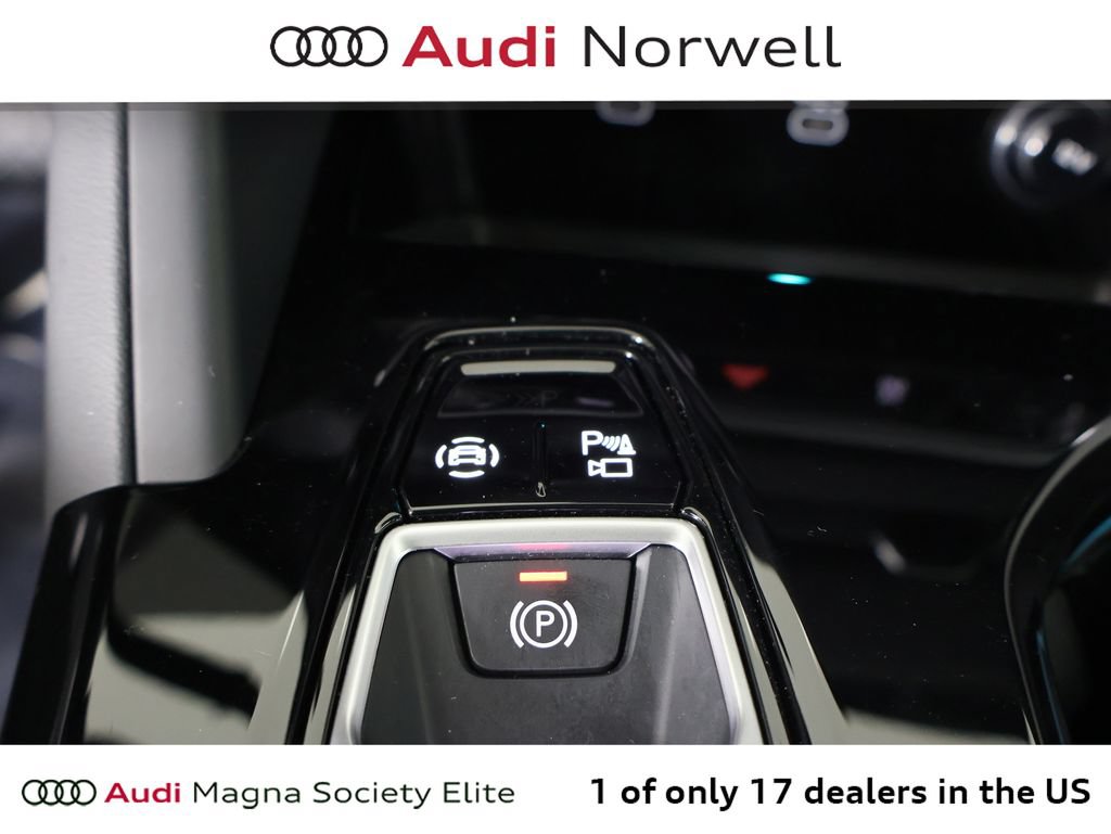 Used 2025 Audi Q5 2.0T w/ Premium Plus AWD/4WD image 5