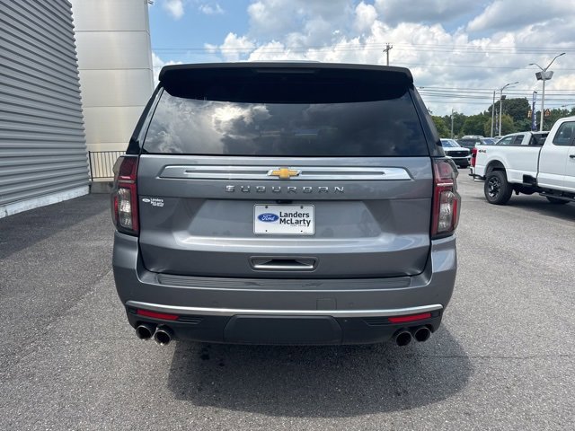 Used 2022 Chevrolet Suburban High Country image 4
