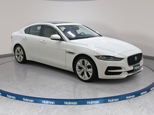 Used 2020 Jaguar XE S image 4