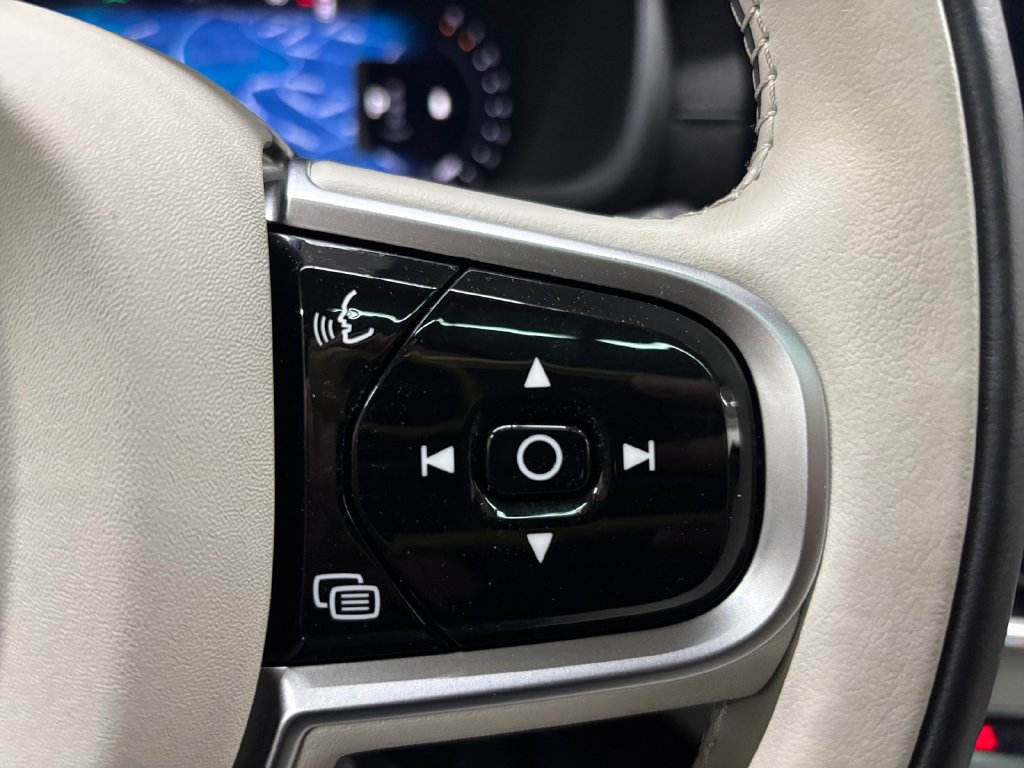 Certified 2026 Volvo XC90 B6 Ultra AWD/4WD image 29