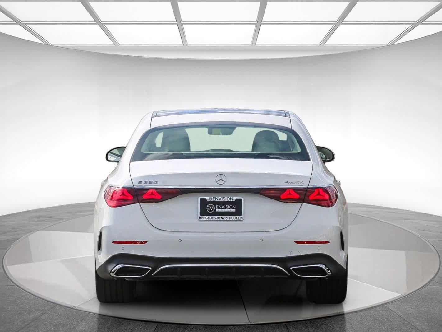 New 2024 Mercedes-Benz E 350 4MATIC Sedan image 6