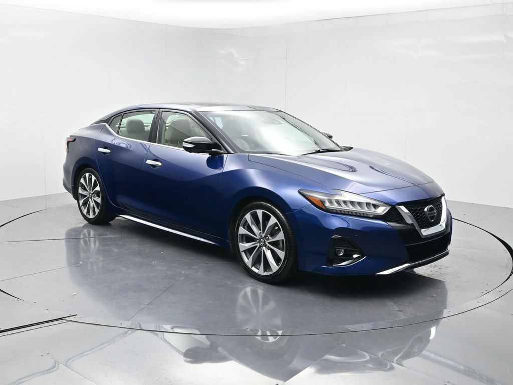 Used 2021 Nissan Maxima Platinum w/ Sport Mat Group FWD image 2