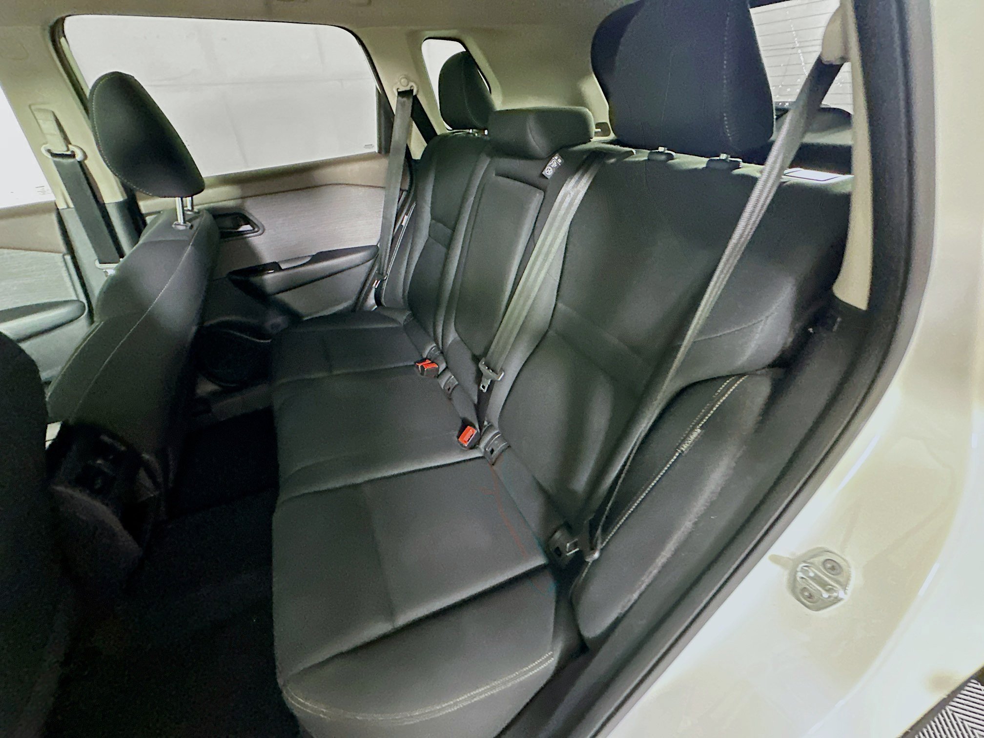 Used 2023 Nissan Rogue S AWD/4WD image 26