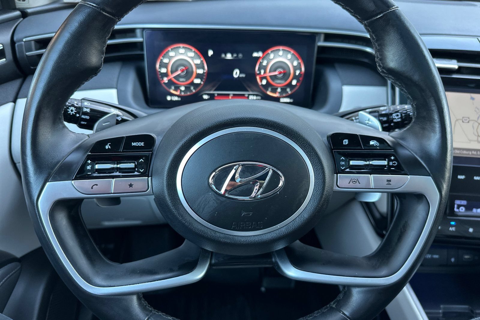 Used 2024 Hyundai Tucson Limited AWD/4WD image 27