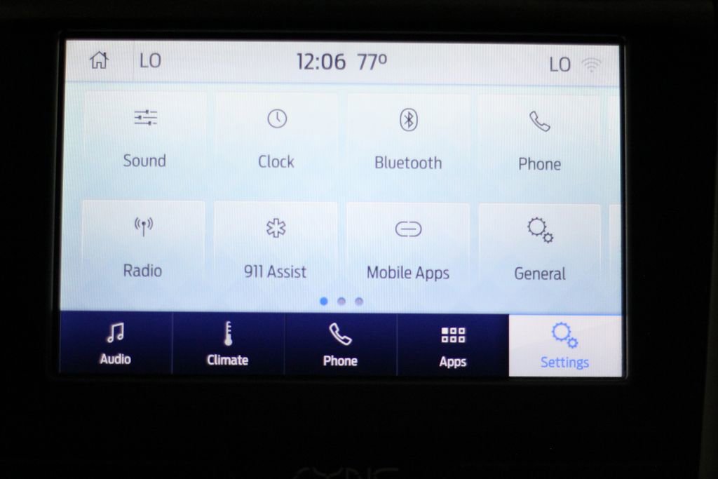Used 2020 Ford Fusion SEL FWD image 23