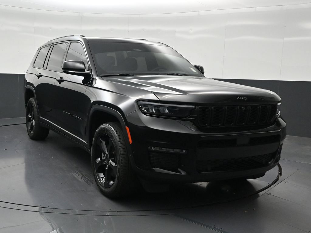 Used 2025 Jeep Grand Cherokee L Limited w/ Luxury Tech Group II RWD image 8