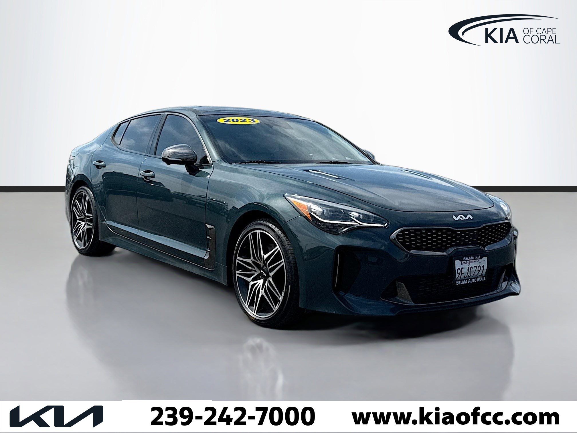 Certified 2023 Kia Stinger GT2 image 1