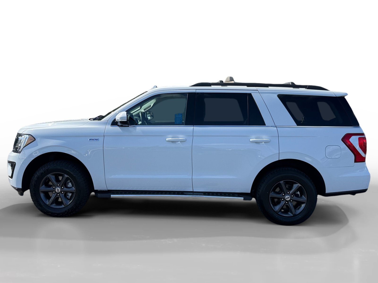 Certified 2020 Ford Expedition XLT w/ Equipment Group 202A AWD/4WD image 2