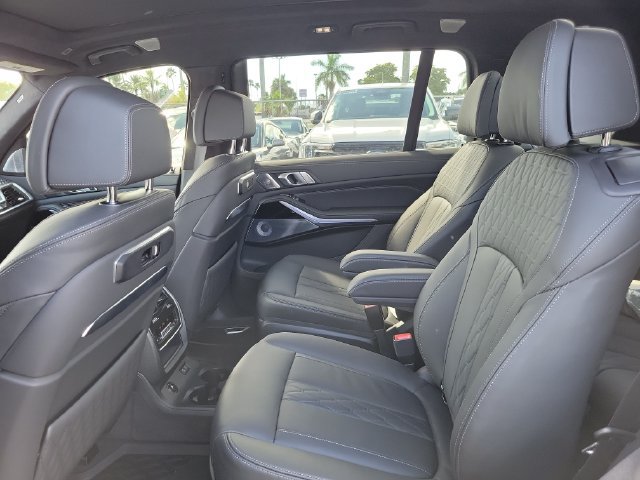 Used 2024 BMW X7 M60i w/ Executive Package AWD/4WD image 11