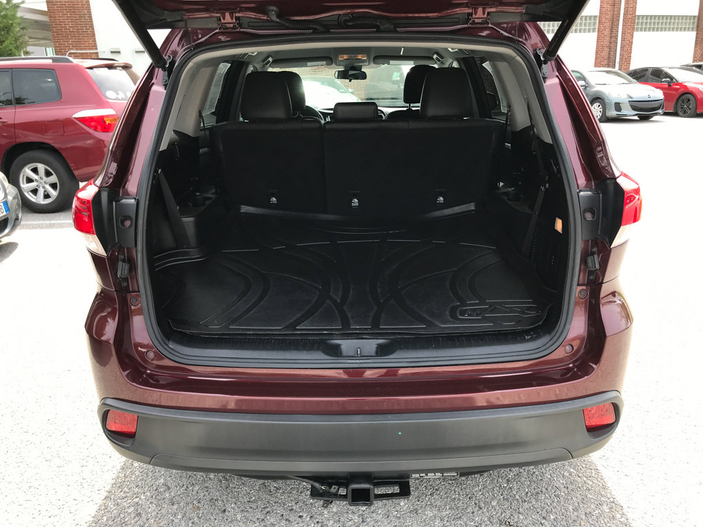 Used 2017 Toyota Highlander Plus w/ Carpet Mat Package AWD/4WD image 28