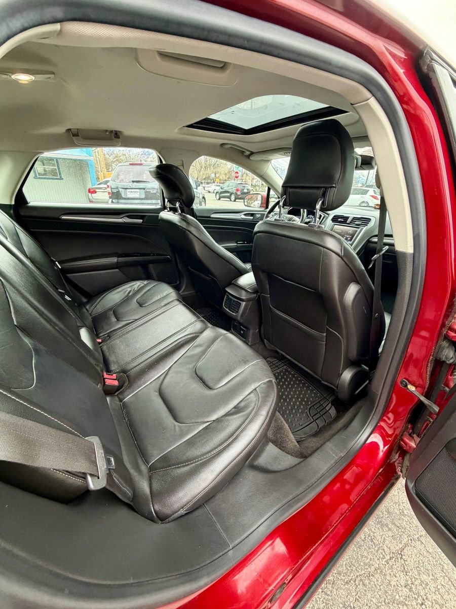 Used 2013 Ford Fusion Titanium w/ Titanium Driver Assist Pkg FWD image 18