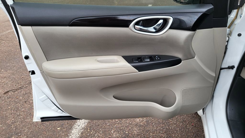 Used 2017 Nissan Sentra SV image 23