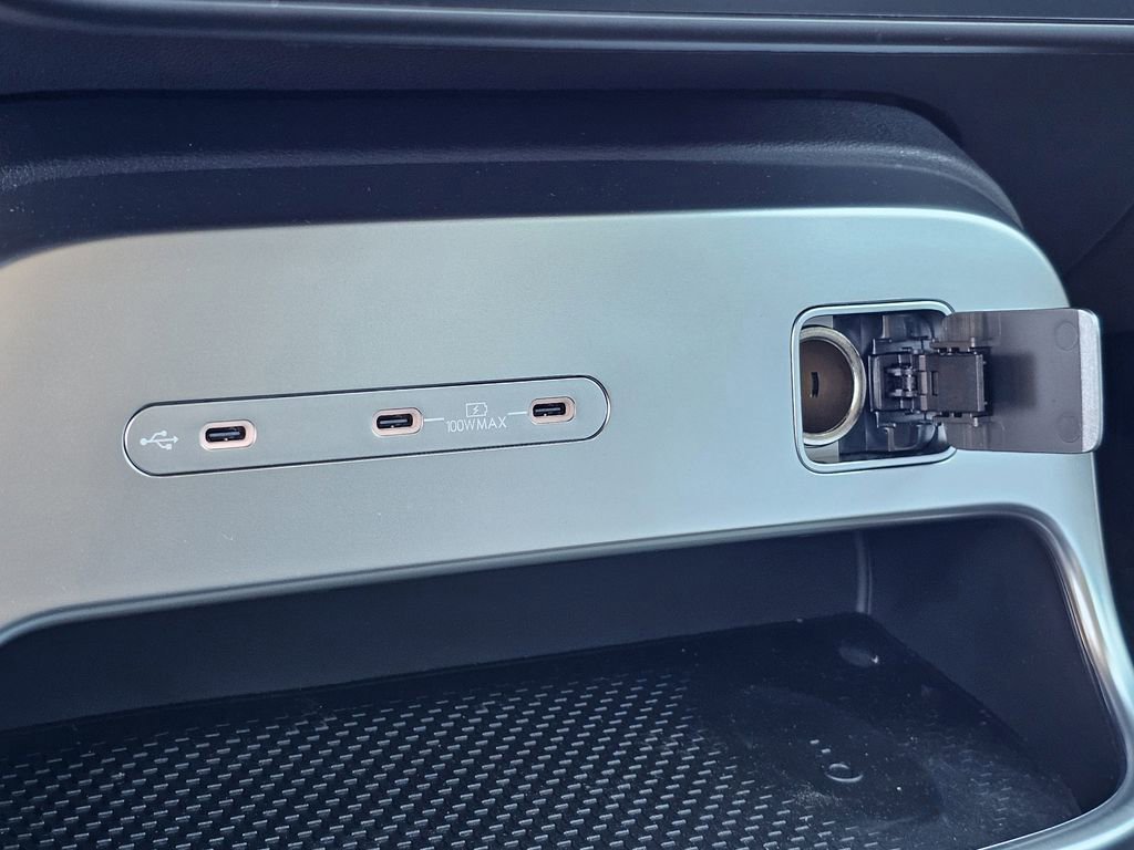 New 2026 Hyundai Ioniq 9 Limited image 18