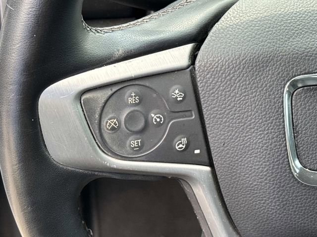 Used 2023 GMC Terrain SLT w/ Infotainment Package II image 28