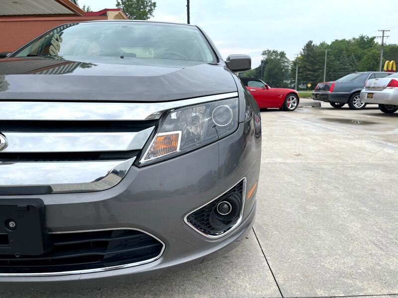 Used 2011 Ford Fusion Hybrid image 4