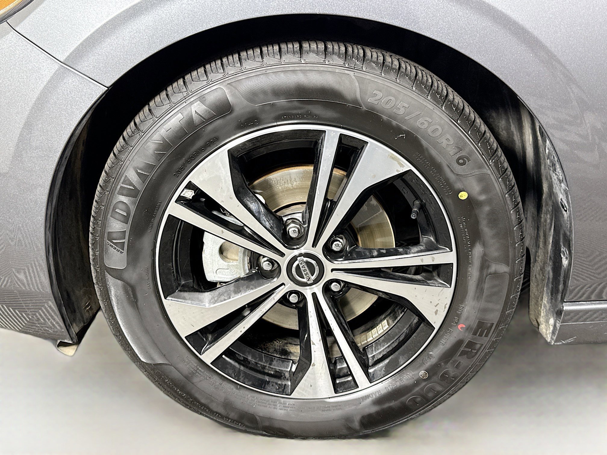 Used 2023 Nissan Sentra SV image 38