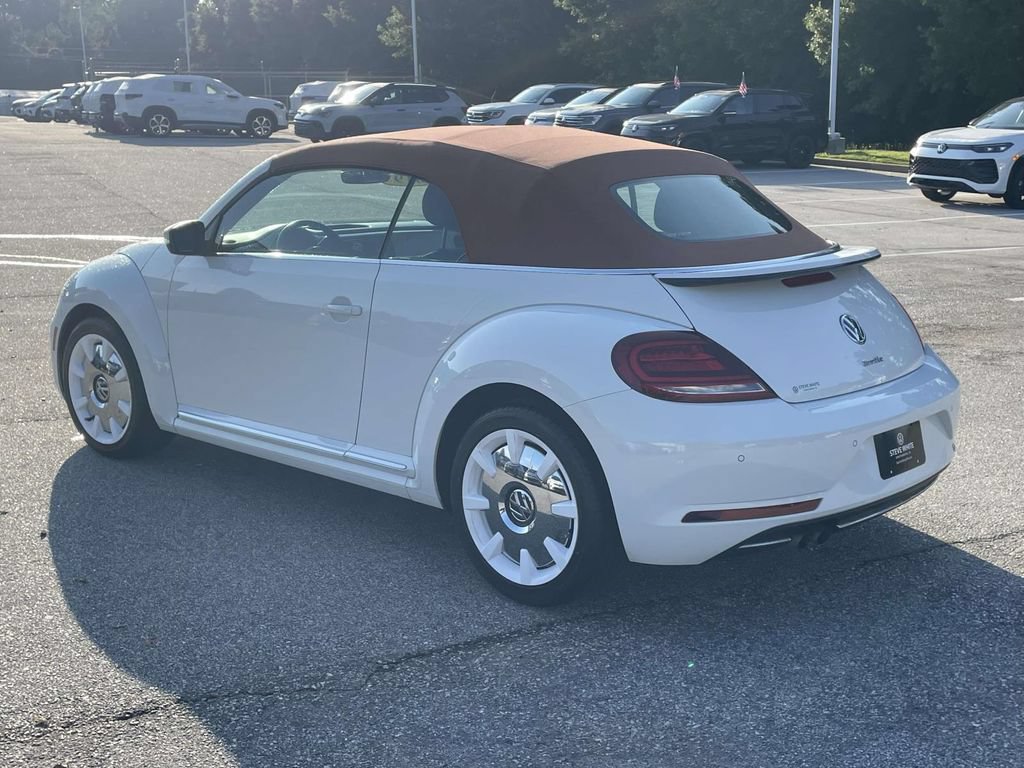 Used 2019 Volkswagen Beetle 2.0T Final Edition SEL FWD image 4