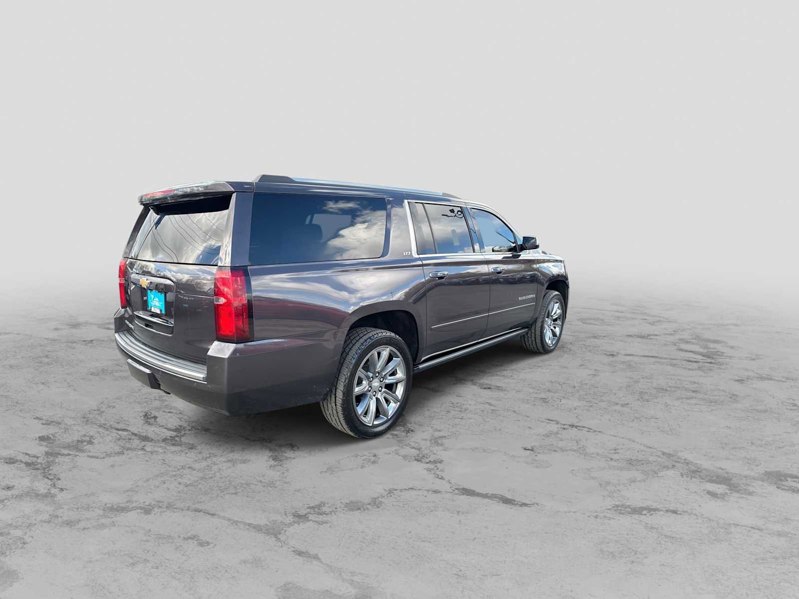 Used 2015 Chevrolet Suburban LTZ AWD/4WD image 8