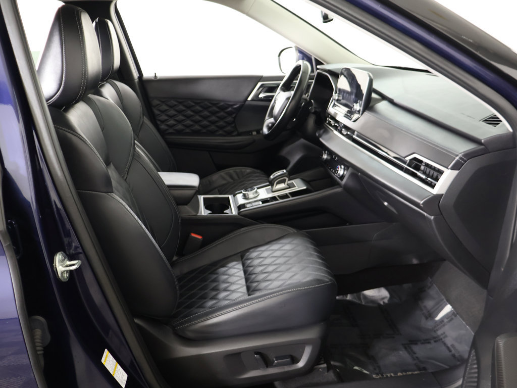 Used 2022 Mitsubishi Outlander SEL AWD/4WD image 32