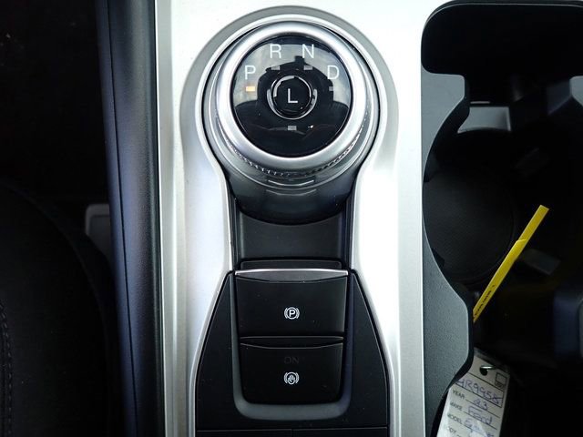 Used 2023 Ford Explorer XLT AWD/4WD image 25