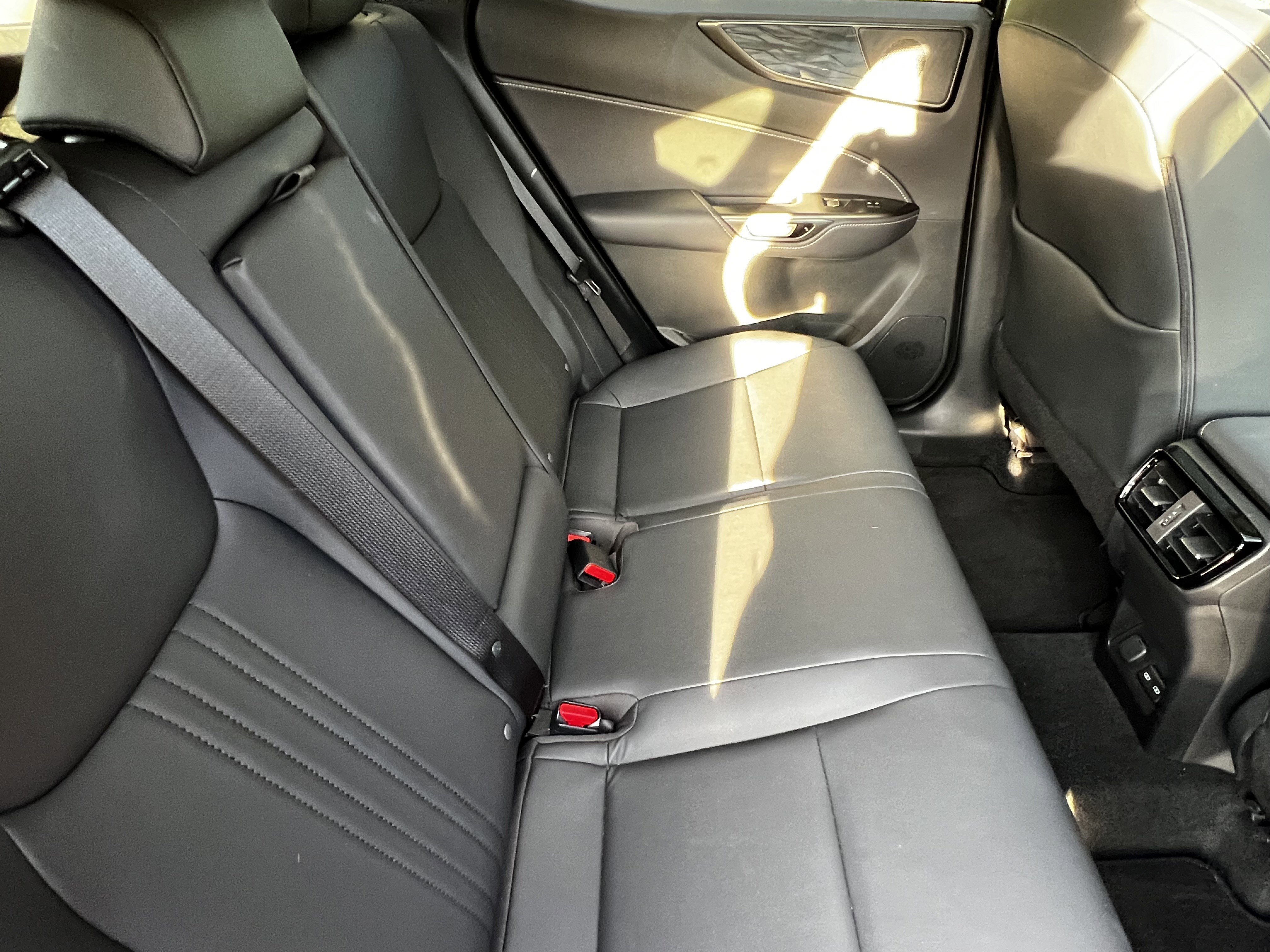 Certified 2025 Lexus NX 250 FWD w/ Premium Package image 39