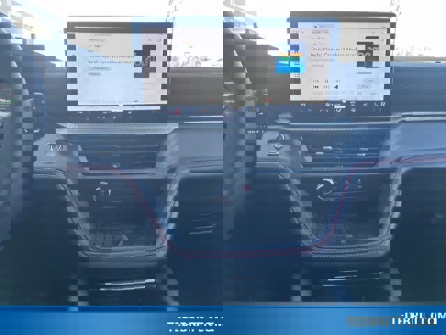 Certified 2025 Ford Explorer ST image 31