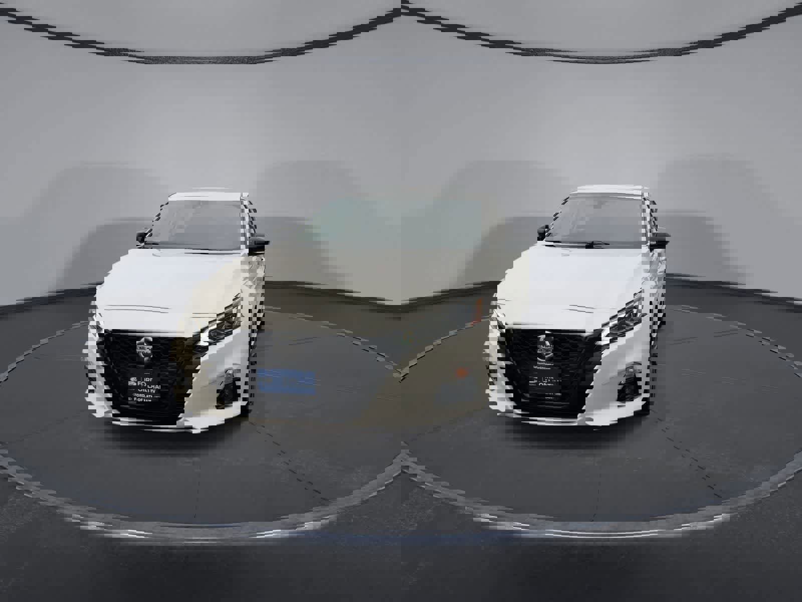 Used 2022 Nissan Altima 2.5 SR w/ Midnight Edition Package image 3