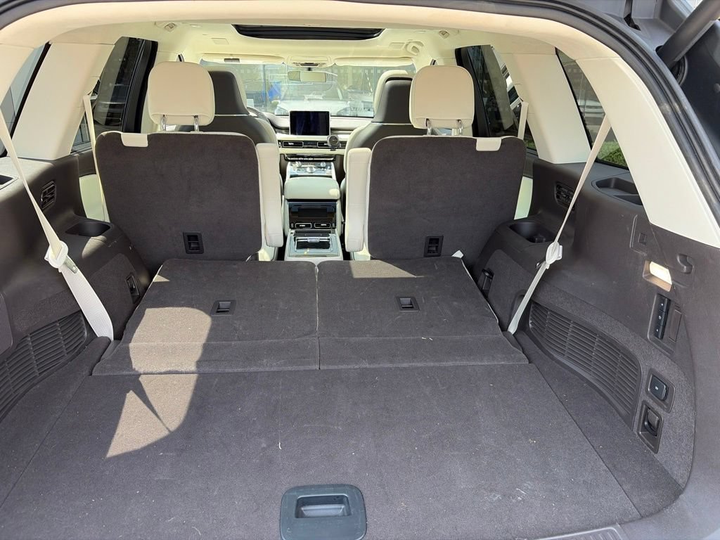 Used 2023 Lincoln Aviator Black Label AWD/4WD image 24