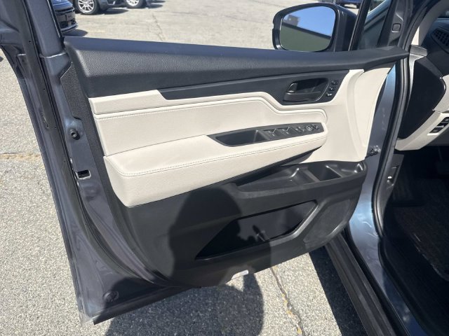 Used 2025 Honda Odyssey EX-L image 17