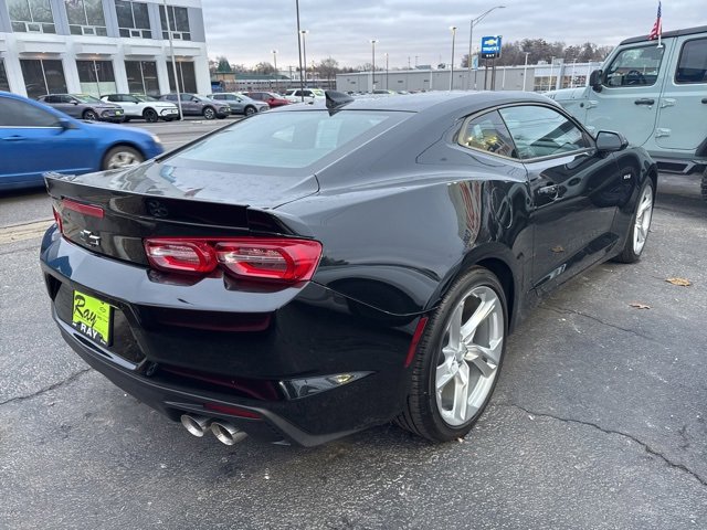 Used 2024 Chevrolet Camaro LT image 3