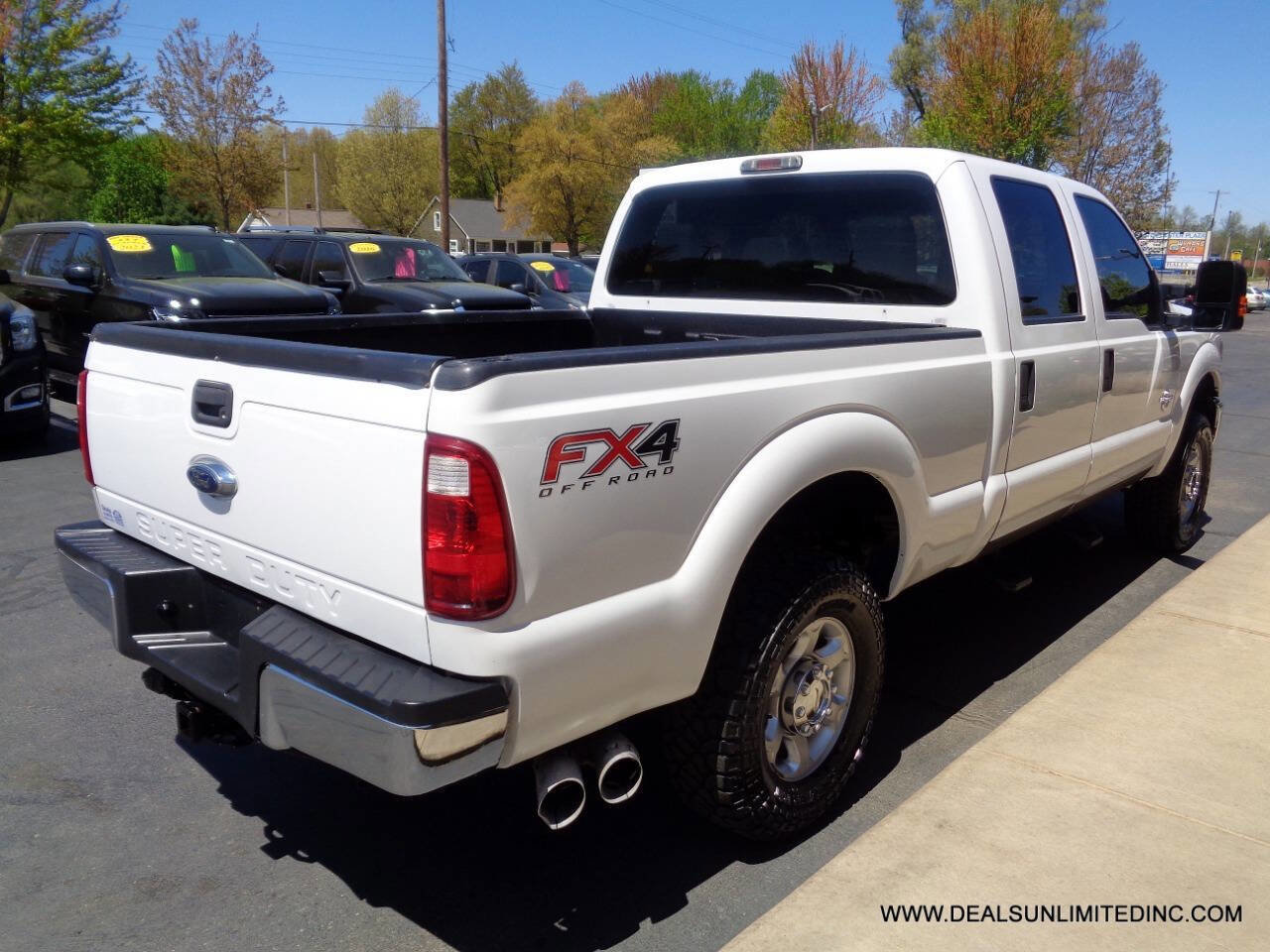 Used 2014 Ford F250 XL w/ Power Equipment Group image 3