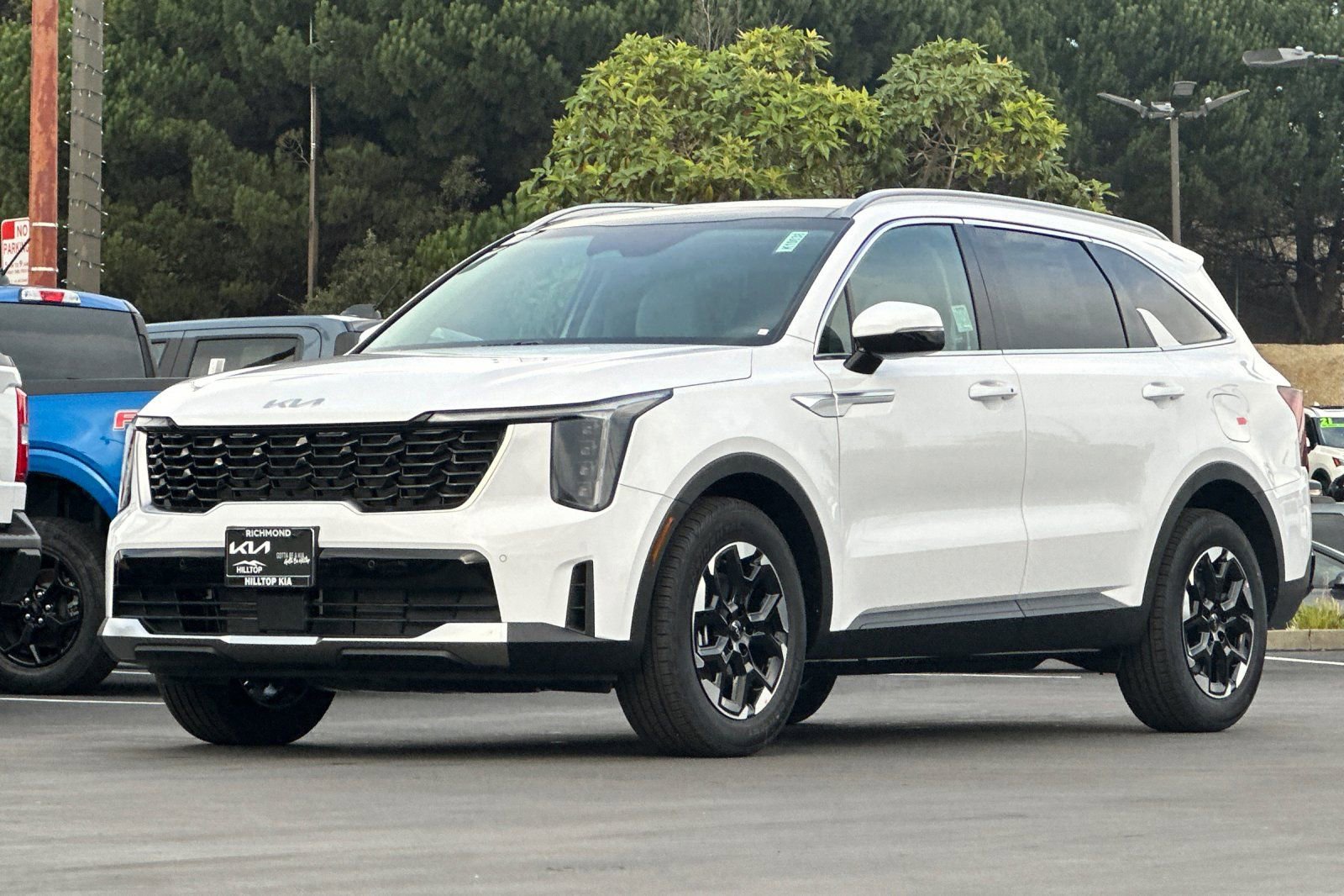 New 2026 Kia Sorento S w/ S Panoramic Sunroof Package image 8