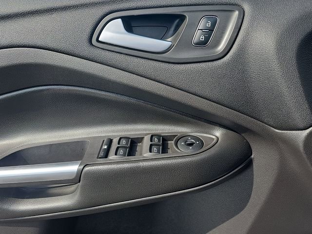 Used 2018 Ford Escape SE image 22