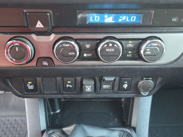 Used 2023 Toyota Tacoma TRD Off-Road w/ Technology Package image 20