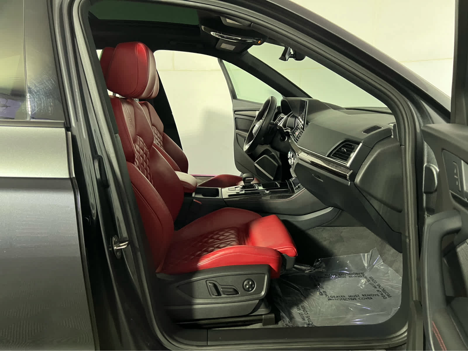 Used 2024 Audi SQ5 Premium Plus w/ Premium Plus Package AWD/4WD image 30