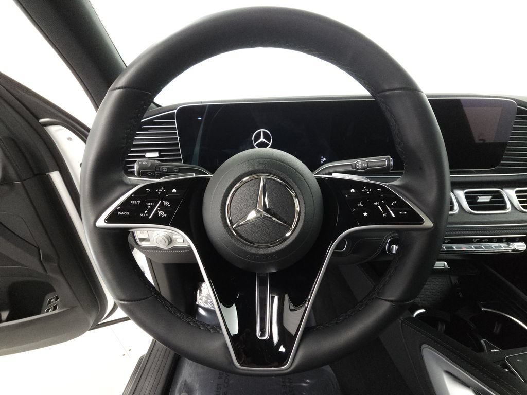 Used 2025 Mercedes-Benz GLE 450e 4MATIC image 12