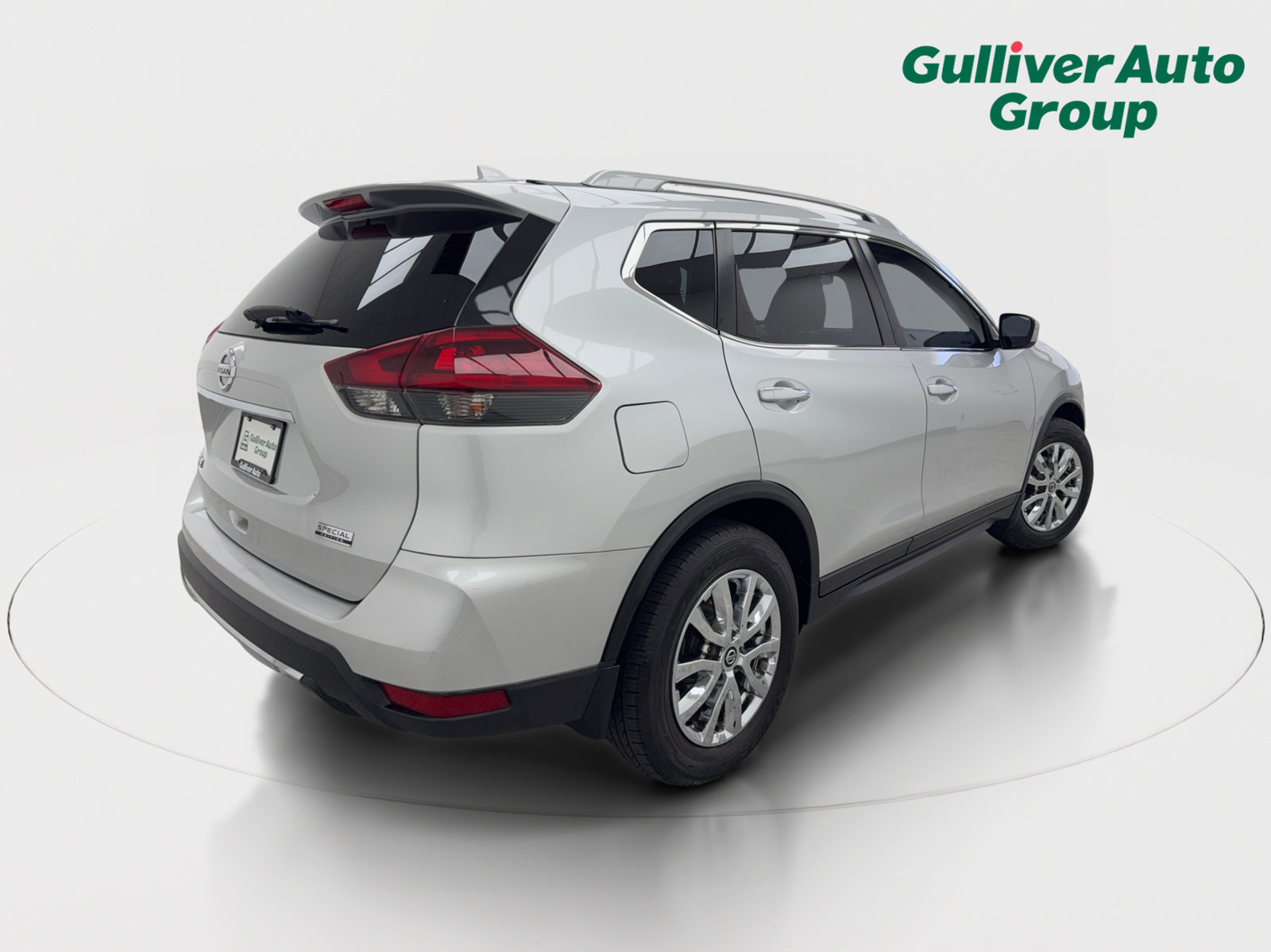 Used 2019 Nissan Rogue S w/ Special Edition Package FWD image 9