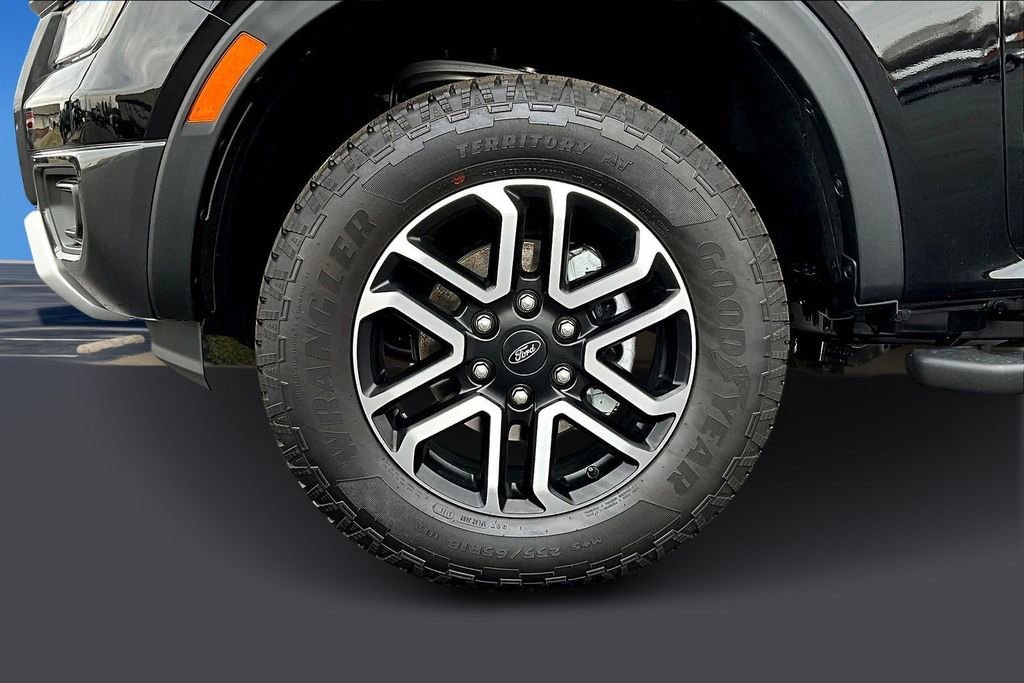 New 2025 Ford Ranger Lariat w/ Trailer Tow Package image 13