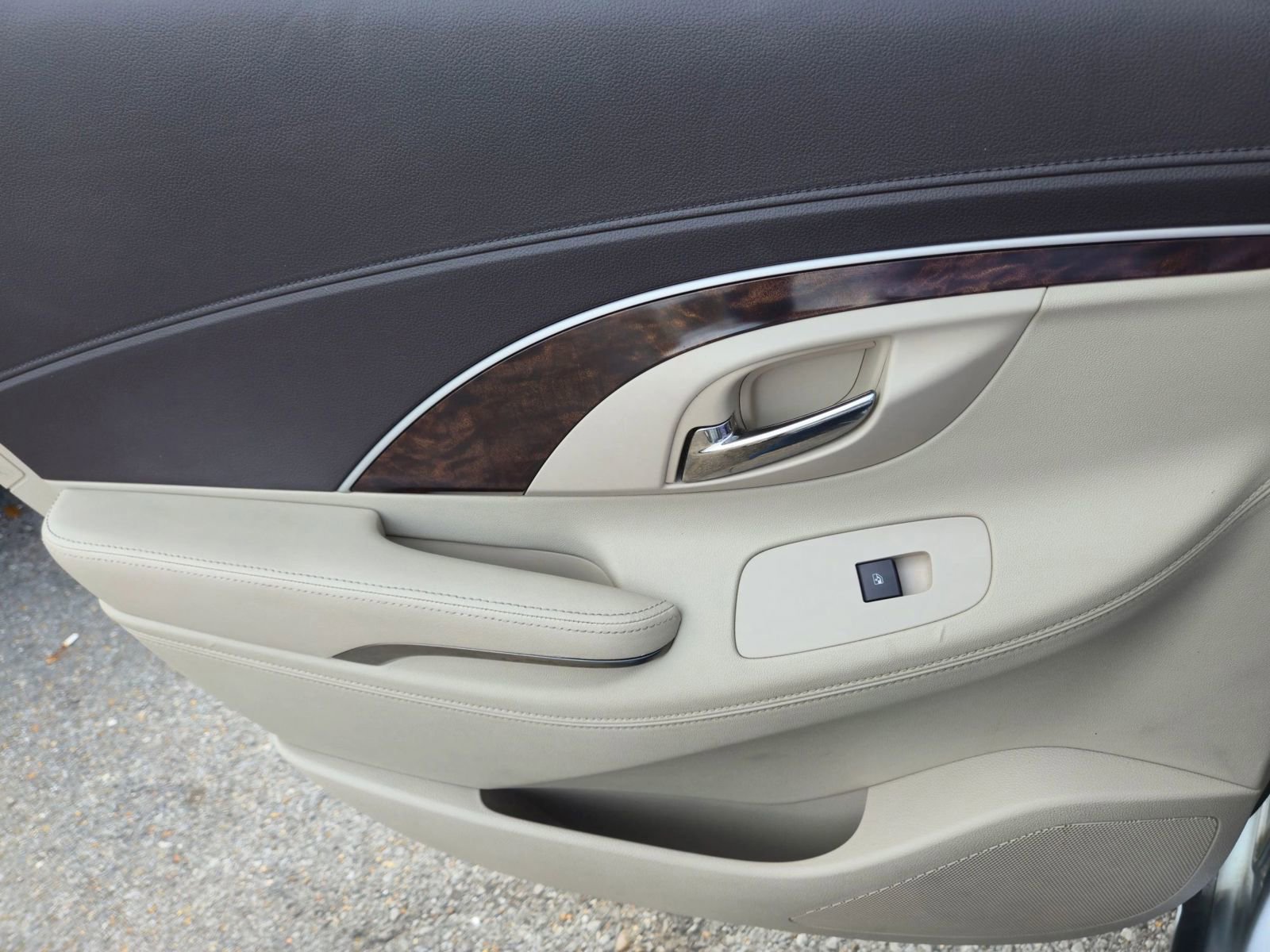 Used 2015 Buick LaCrosse Leather image 15